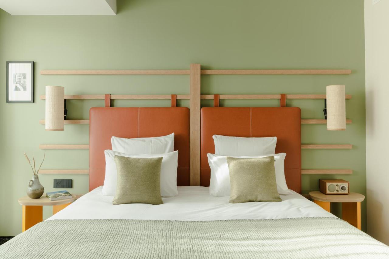 Hotel Parc Du Landreau เลแซร์บิเย ภายนอก รูปภาพ