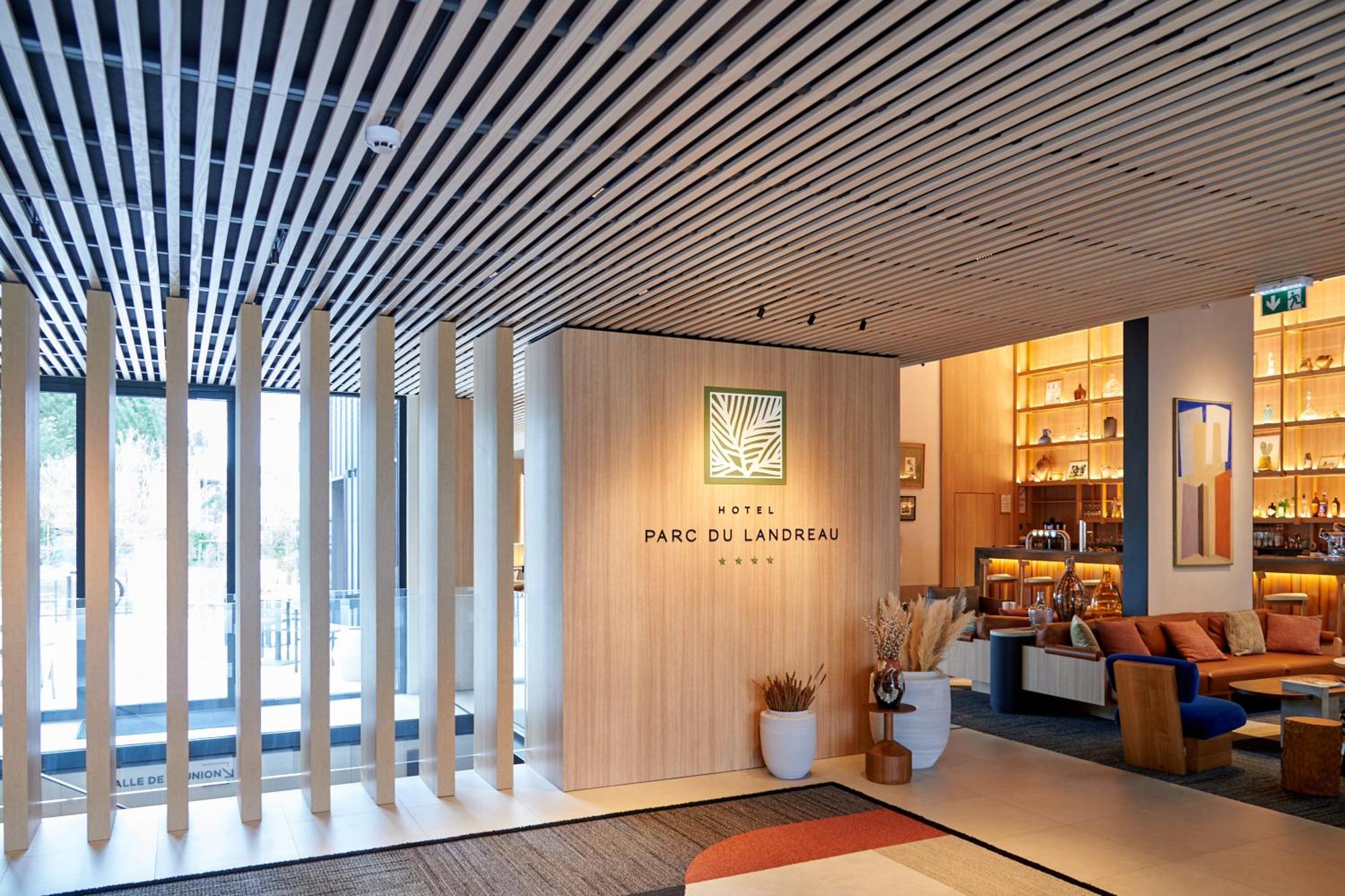 Hotel Parc Du Landreau เลแซร์บิเย ภายนอก รูปภาพ